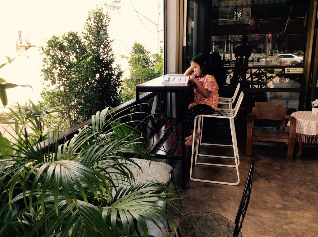 Hotel Ez House Sukhothai Exterior foto