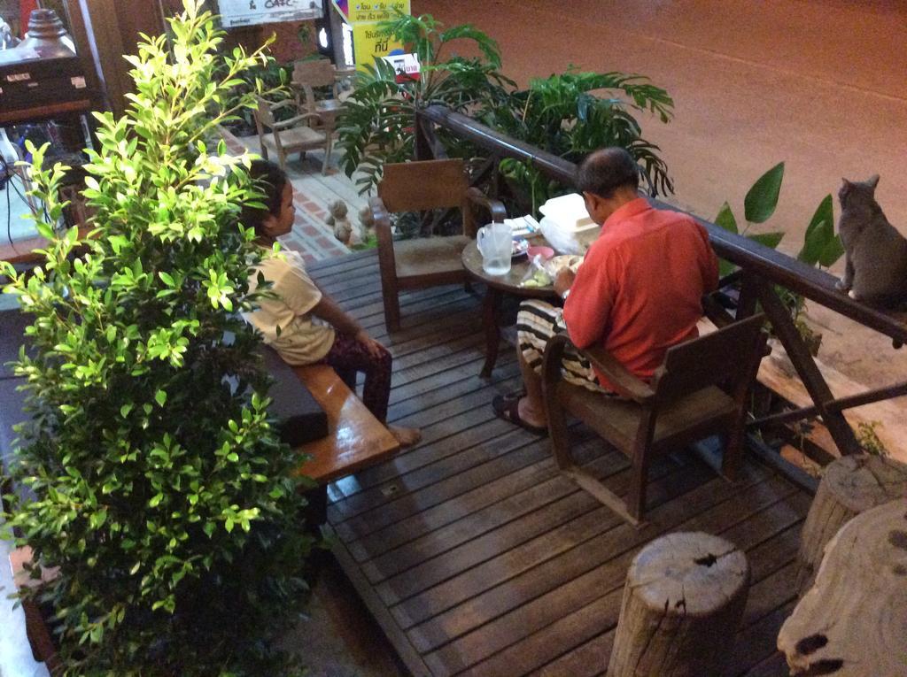 Hotel Ez House Sukhothai Exterior foto